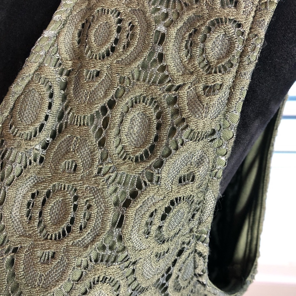 Apt9 lace overlay dress - Picture 10 of 15
